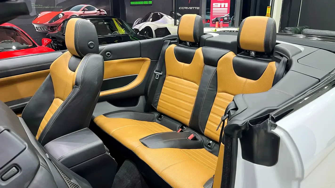 Land Rover Range Rover Evoque 2.0 AT AWD (240 hp) - 13