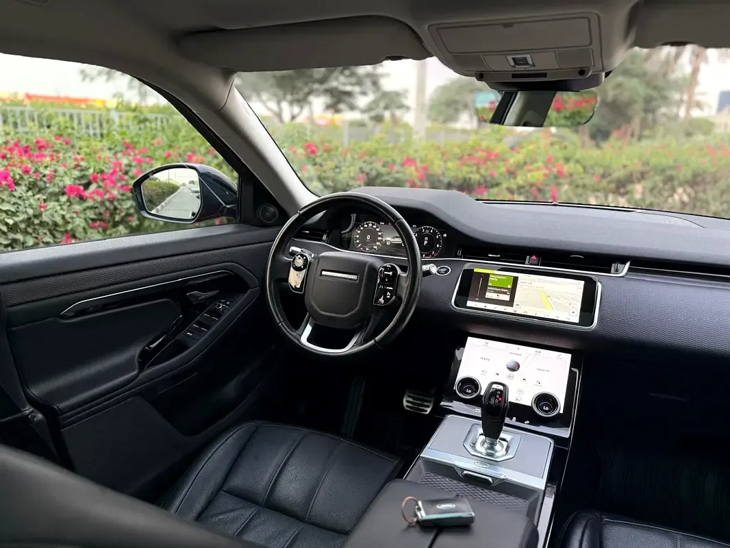 Land Rover Range Rover Evoque P200 AT AWD (200 hp) - 11
