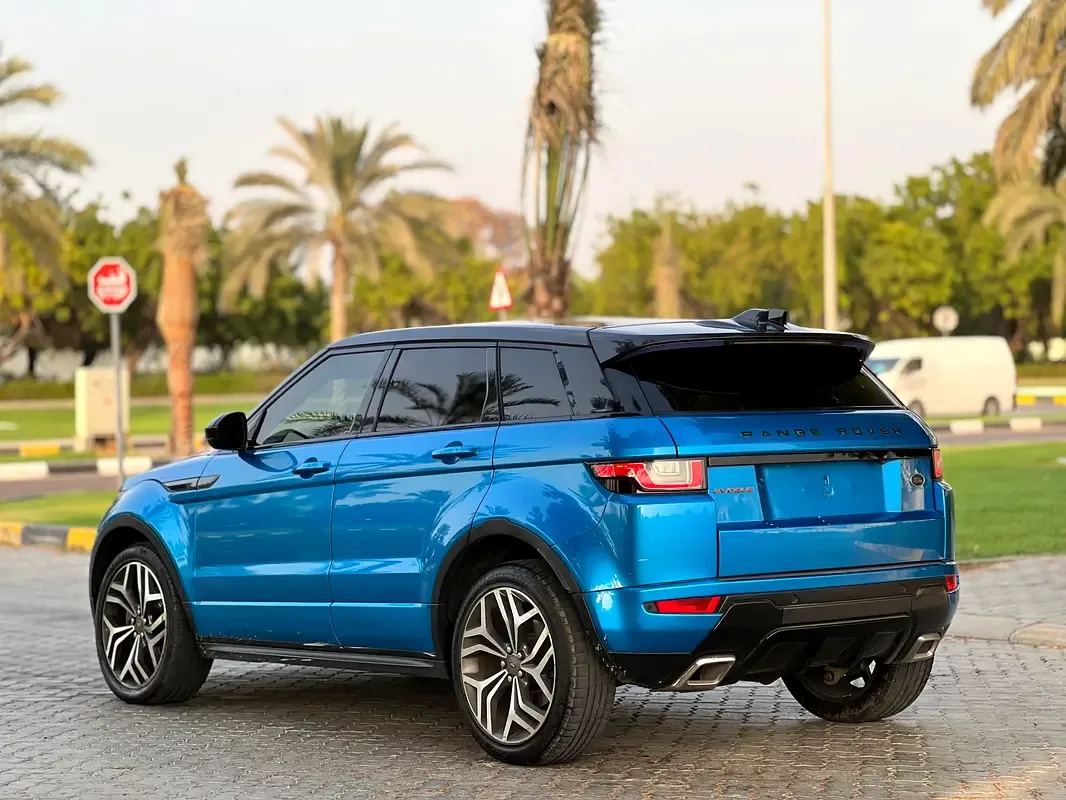 Land Rover Range Rover Evoque P250 AT AWD (249 حصان) - 4
