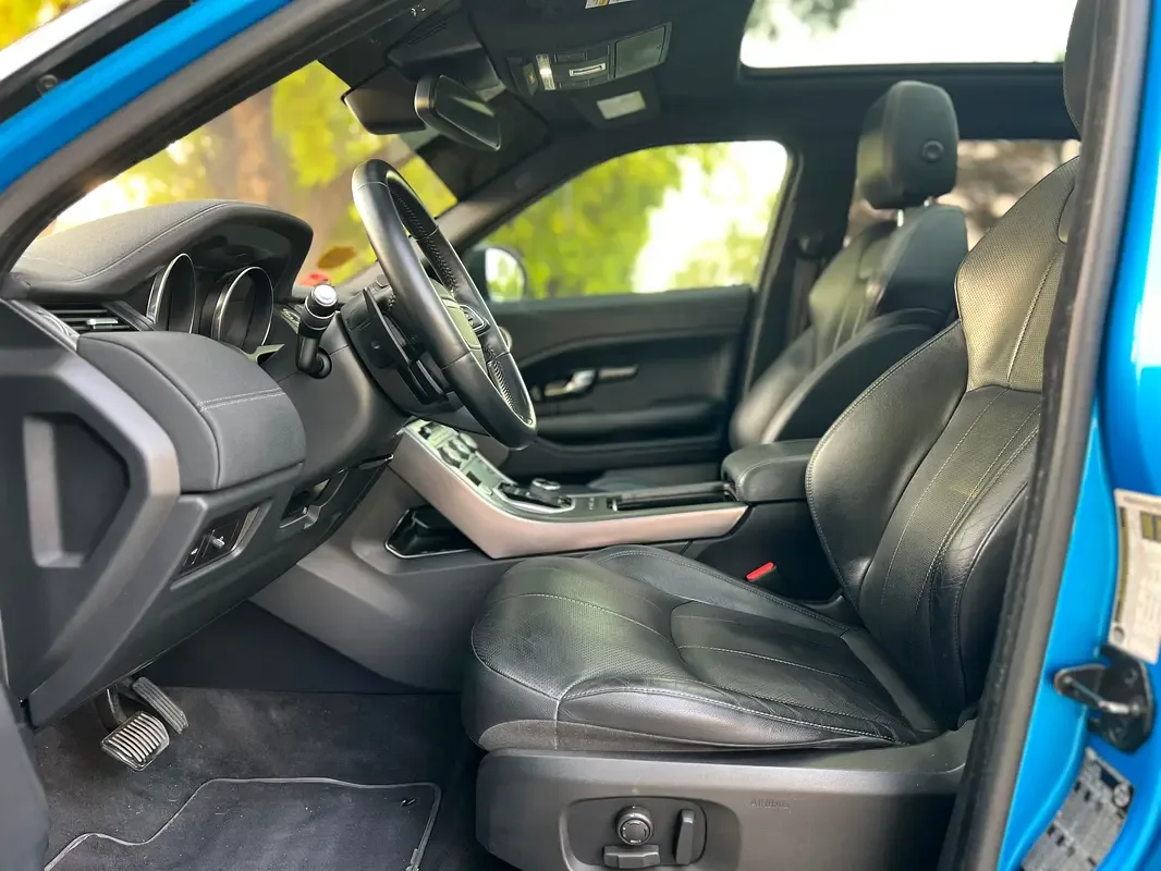 Land Rover Range Rover Evoque P250 AT AWD (249 حصان) - 7
