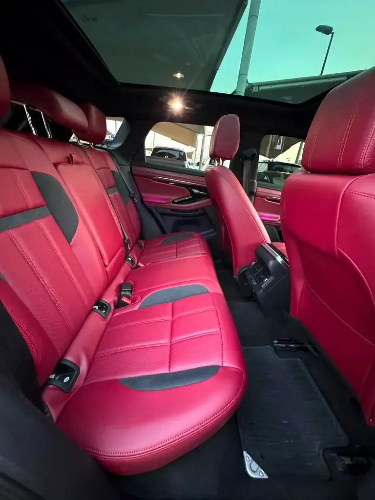 Land Rover Range Rover Evoque P250 AT AWD (249 hp) - 8