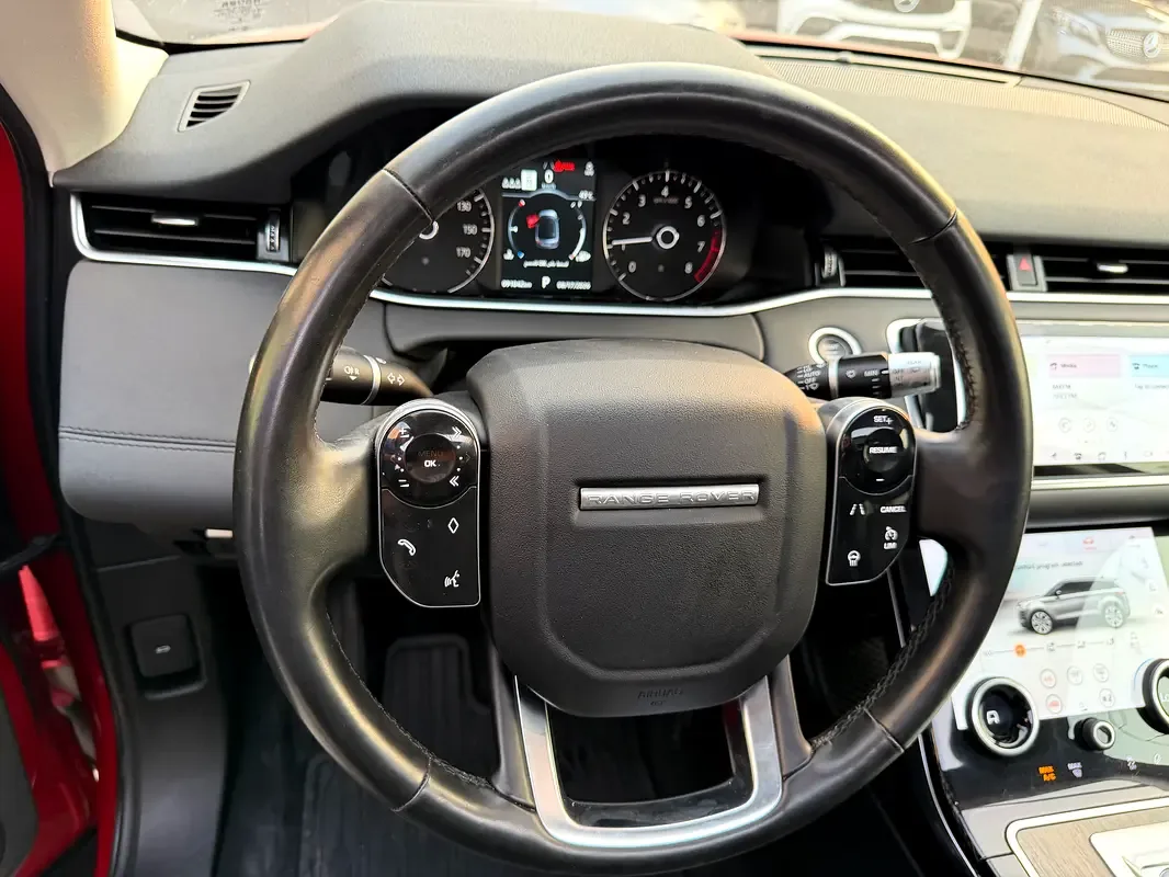 Land Rover Range Rover Evoque P250 AT AWD (249 حصان) - 13
