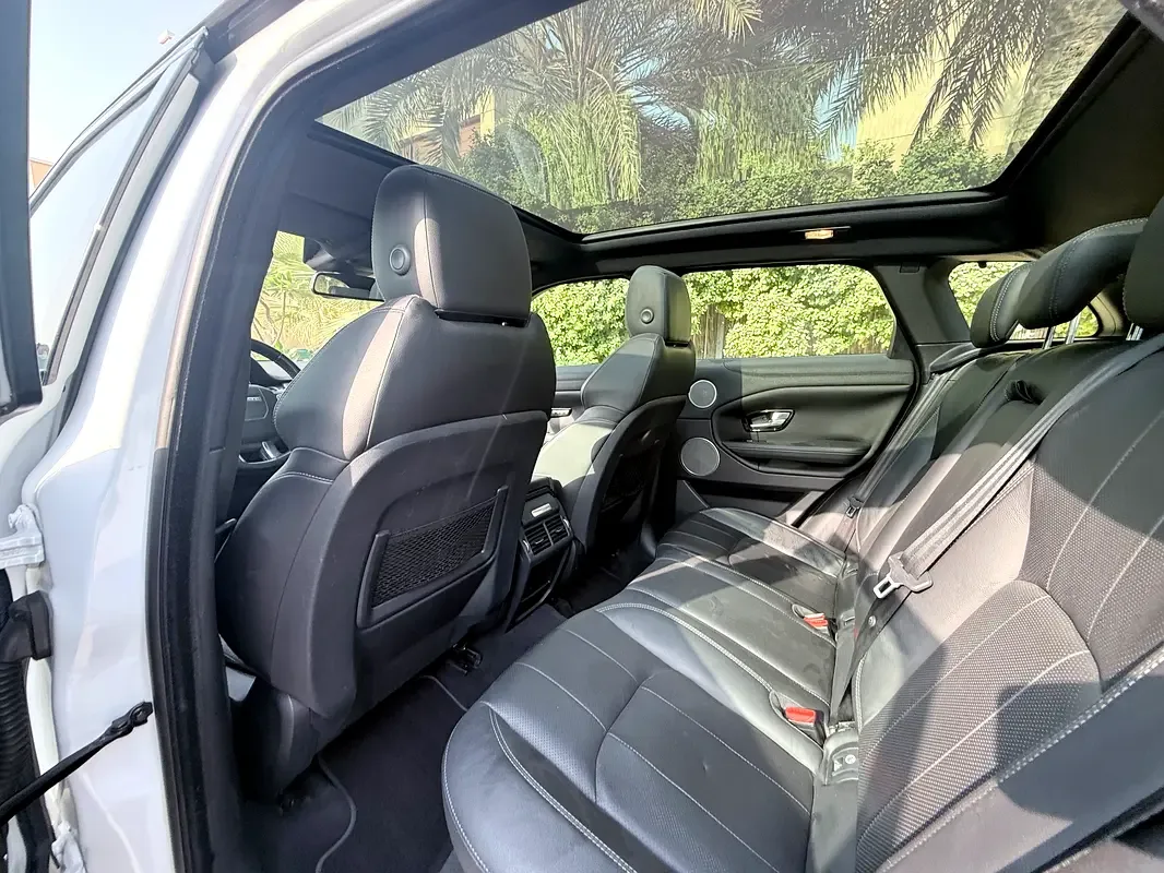 Land Rover Range Rover Evoque P250 AT AWD (249 hp) - 10