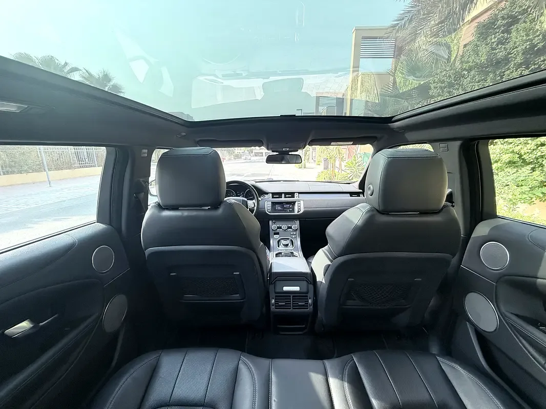 Land Rover Range Rover Evoque P250 AT AWD (249 hp) - 16