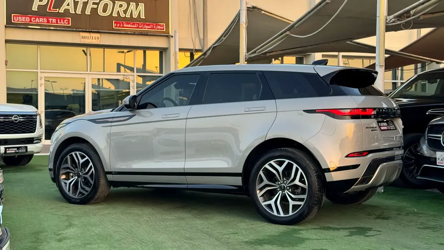 Land Rover Range Rover Evoque P250 AT AWD (249 حصان) - 6