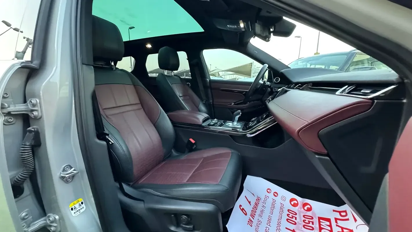 Land Rover Range Rover Evoque P250 AT AWD (249 حصان) - 17