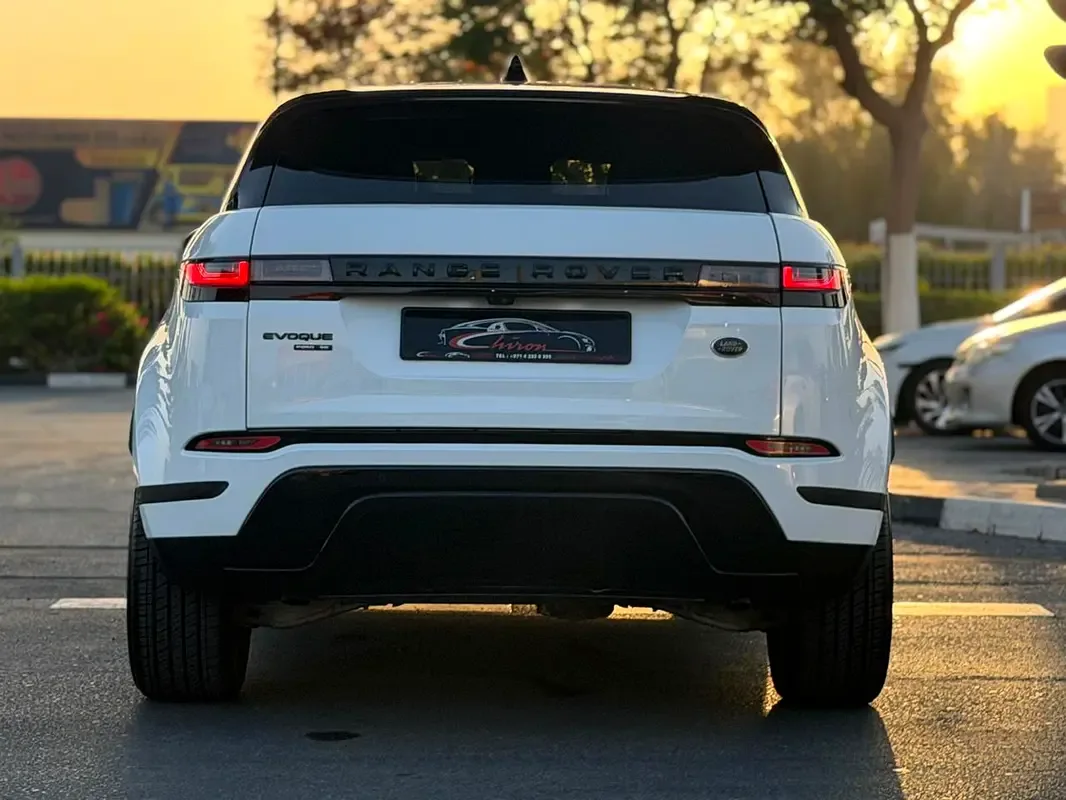 Land Rover Range Rover Evoque P250 AT AWD (249 حصان) - 6