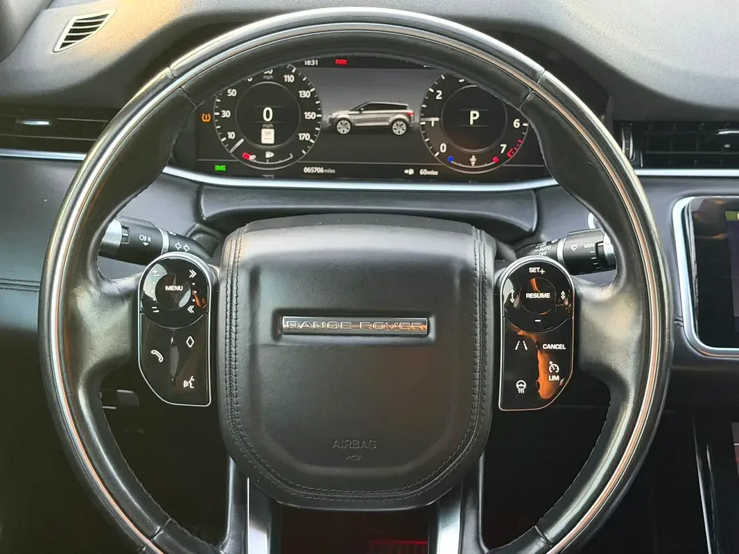 Land Rover Range Rover Evoque P250 AT AWD (249 حصان) - 13