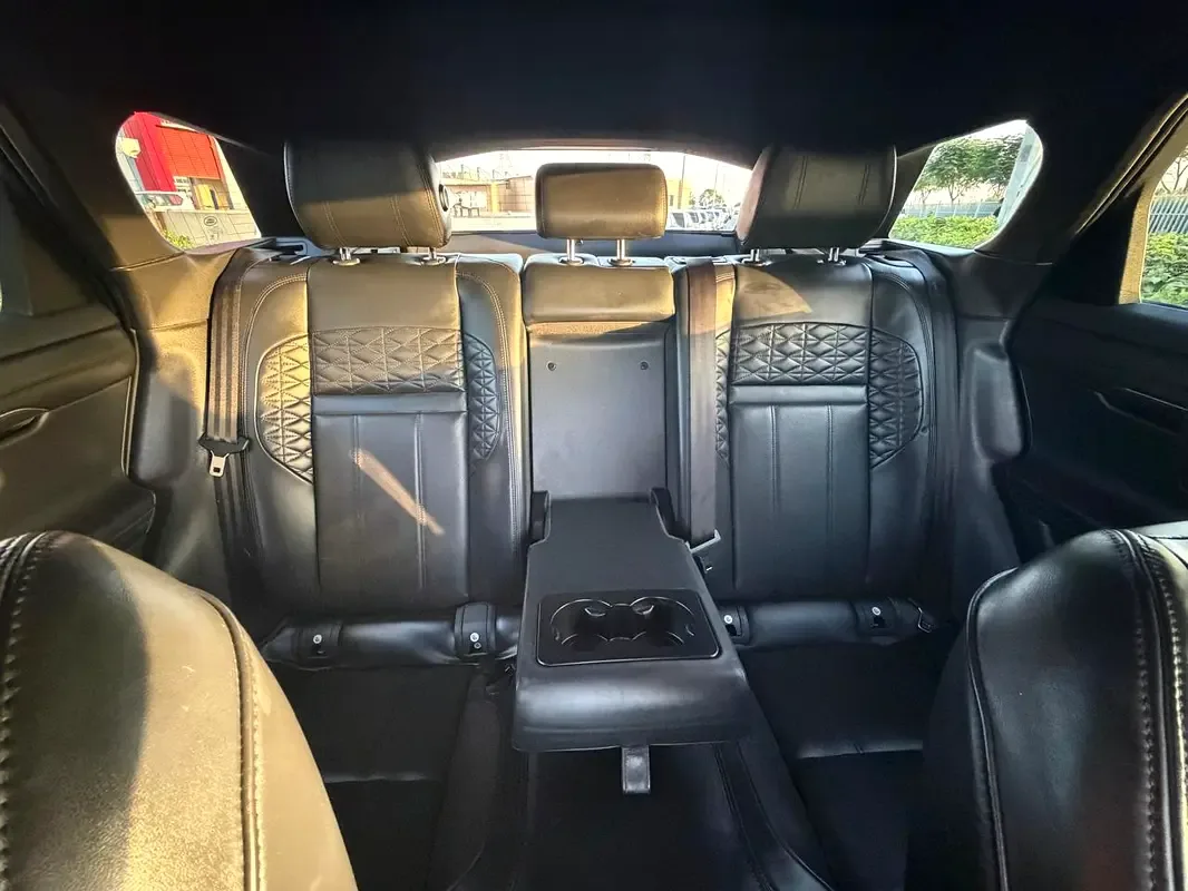 Land Rover Range Rover Evoque P250 AT AWD (249 حصان) - 20