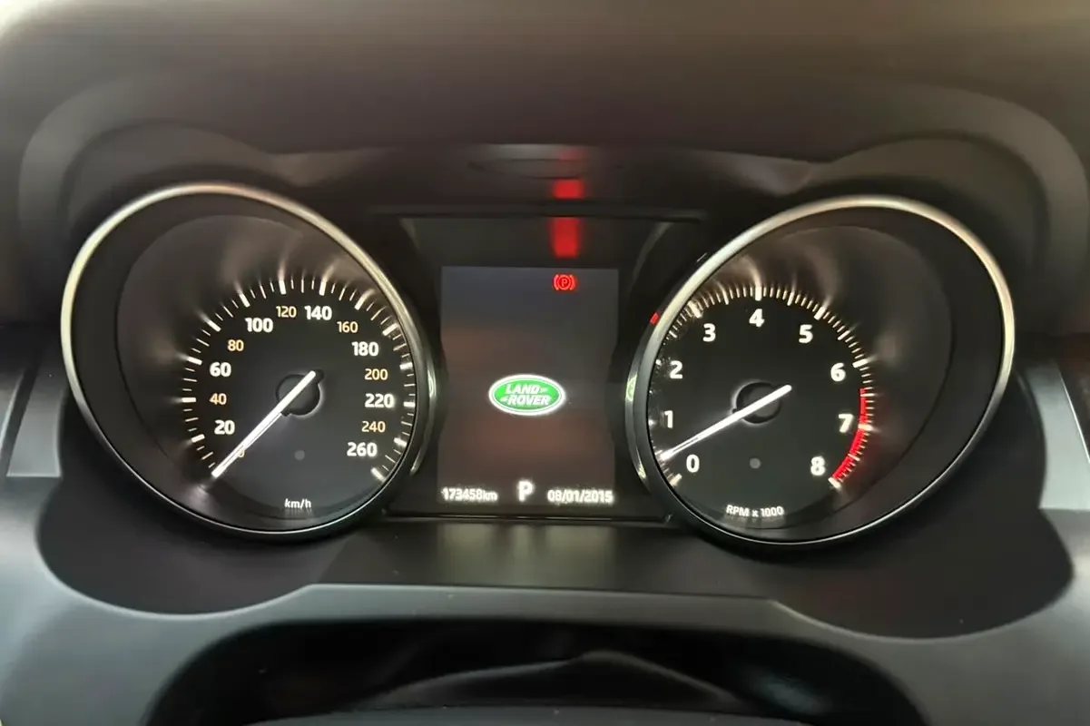 Land Rover Range Rover Evoque P250 AT AWD (249 hp) - 15