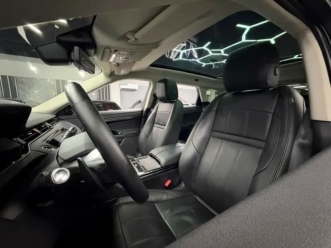 Land Rover Range Rover Evoque P250 AT AWD (249 hp) - 9