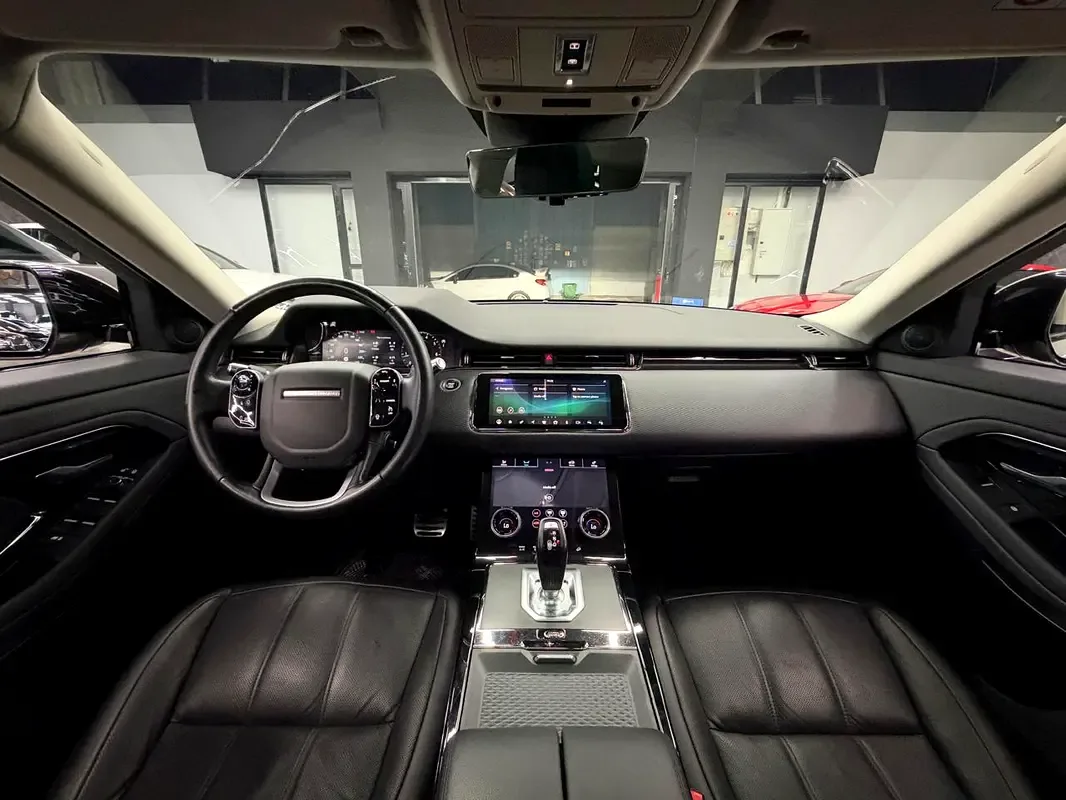 Land Rover Range Rover Evoque P250 AT AWD (249 hp) - 10