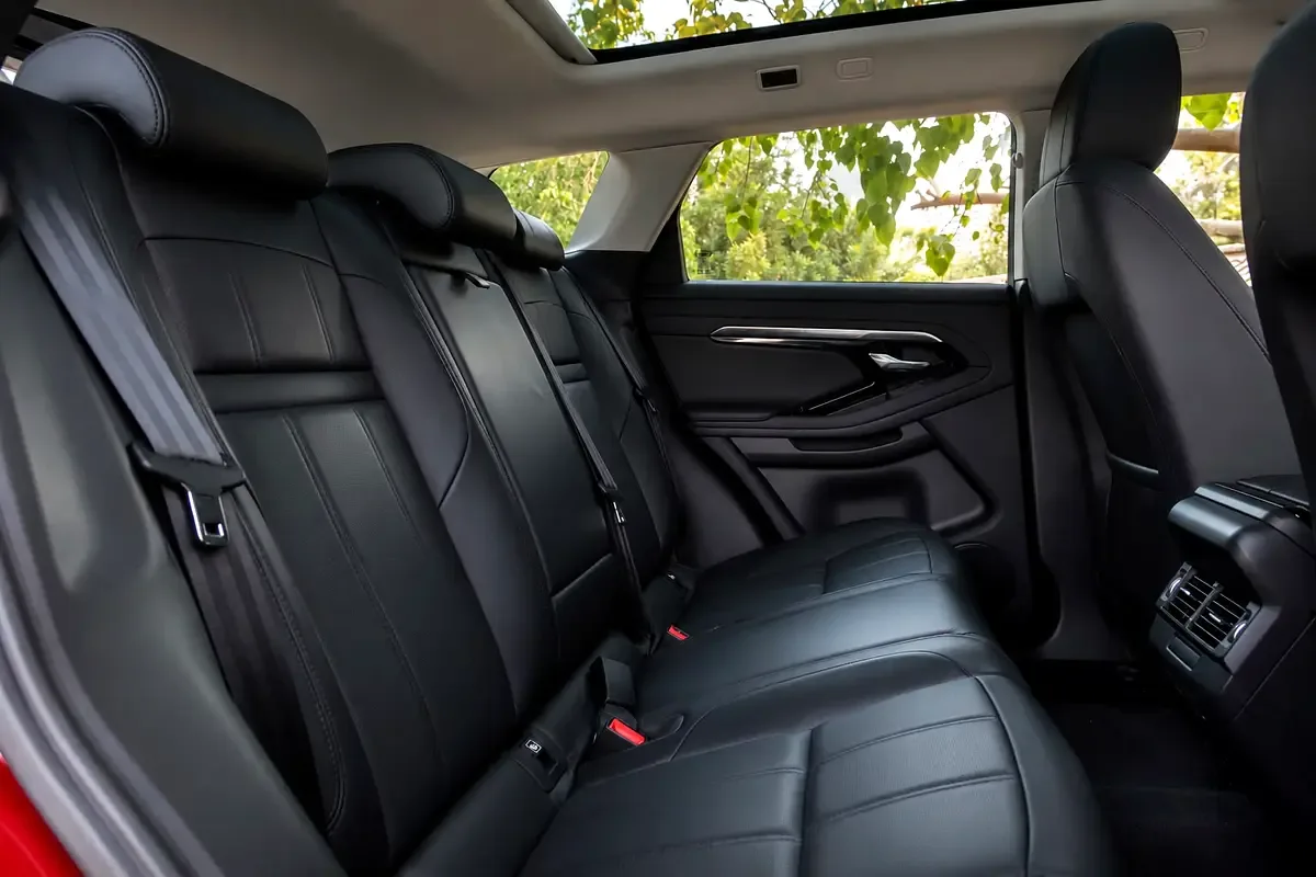 Land Rover Range Rover Evoque P250 AT AWD (249 hp) - 9