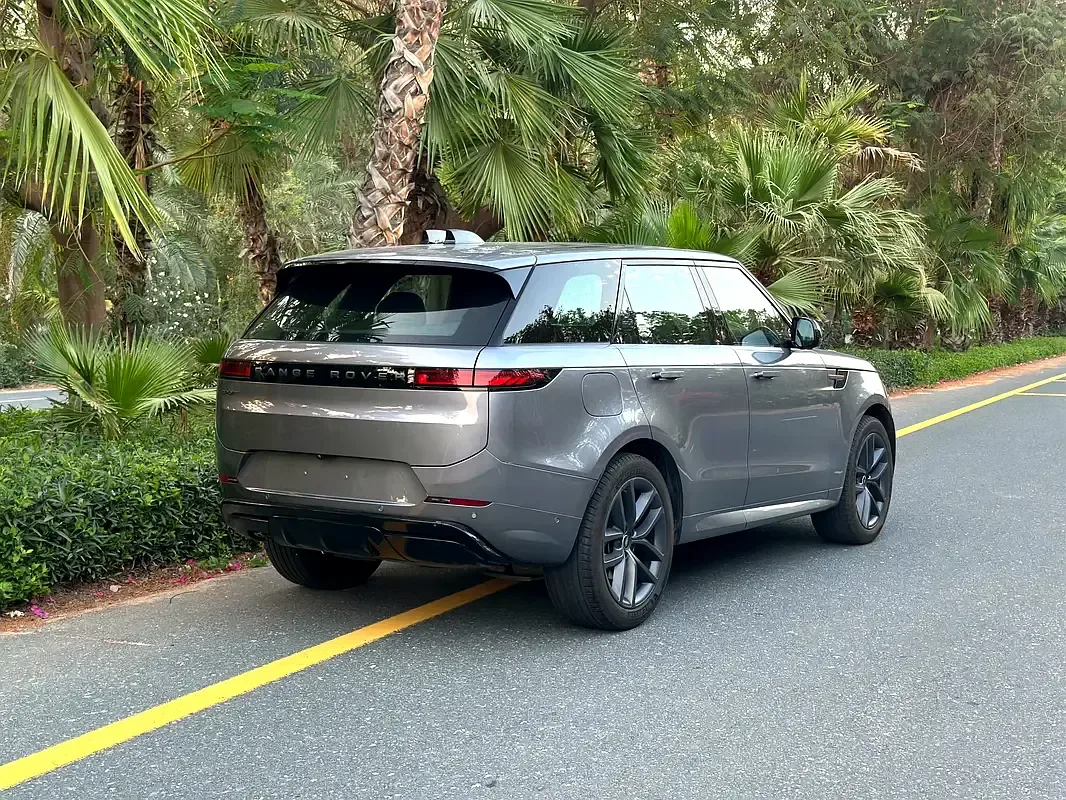 Land Rover Range Rover Sport 3.0 AT 4WD (249 حصان) - 3
