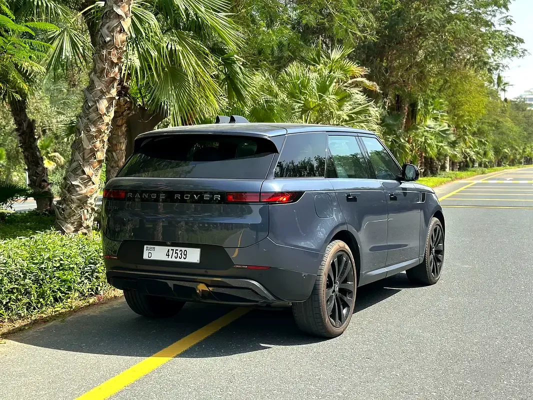 Land Rover Range Rover Sport 3.0 AT 4WD (249 حصان) - 3