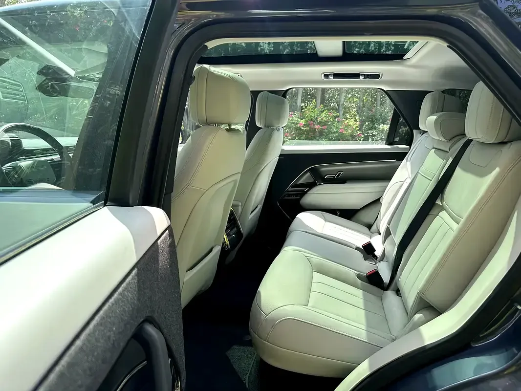 Land Rover Range Rover Sport 3.0 AT 4WD (249 حصان) - 11
