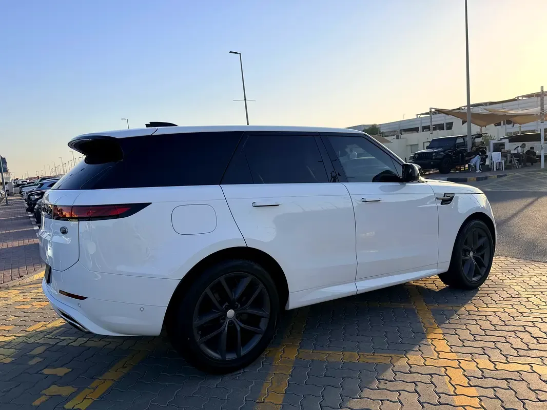 Land Rover Range Rover Sport 3.0 AT 4WD (360 حصان) - 4