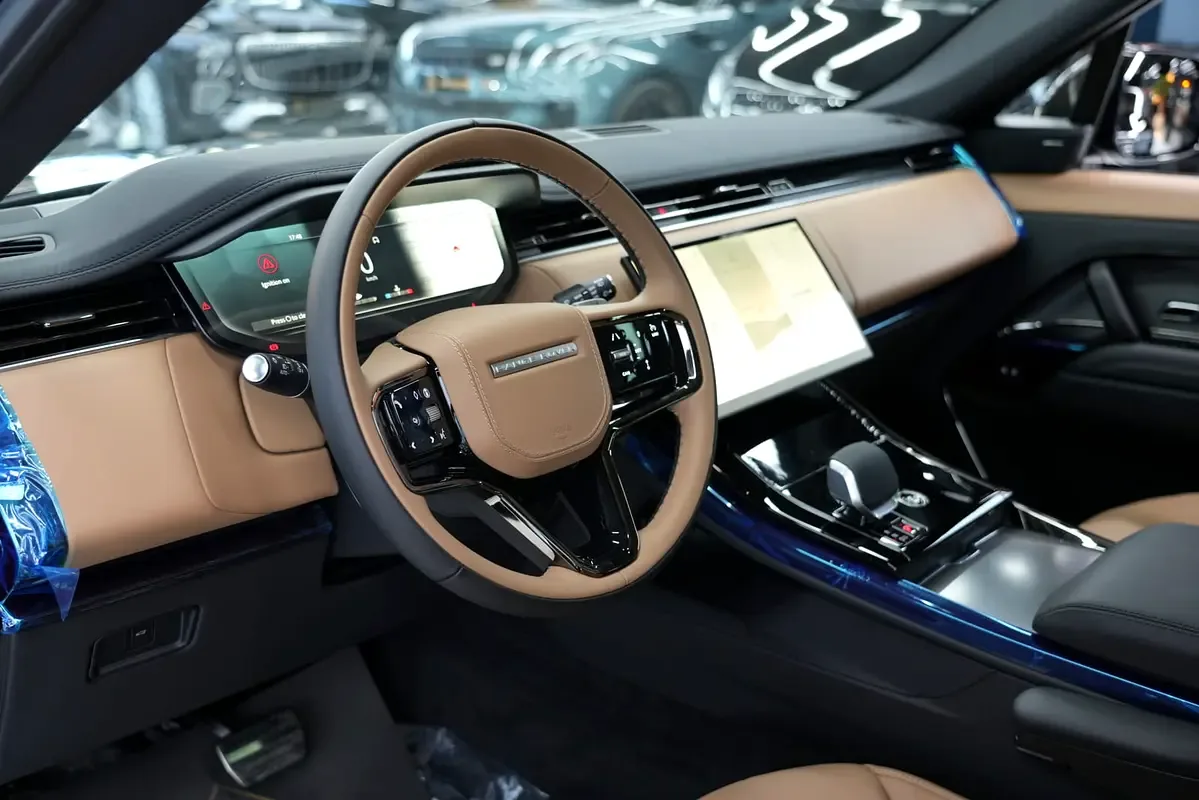 Land Rover Range Rover Sport 3.0 AT 4WD (360 حصان) - 8