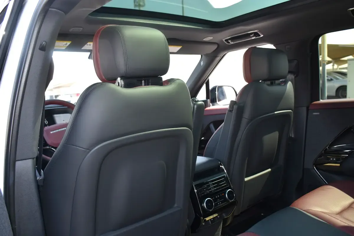 Land Rover Range Rover Sport 3.0 AT 4WD (360 hp) - 14