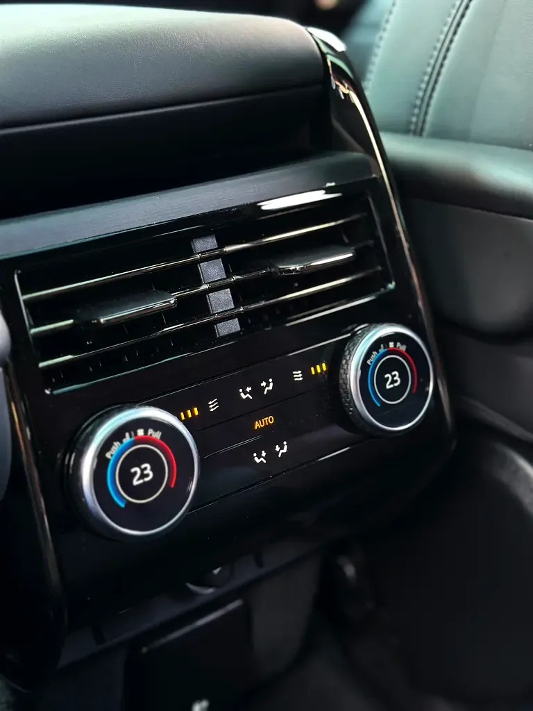 Land Rover Range Rover Sport 3.0 AT 4WD (360 hp) - 17
