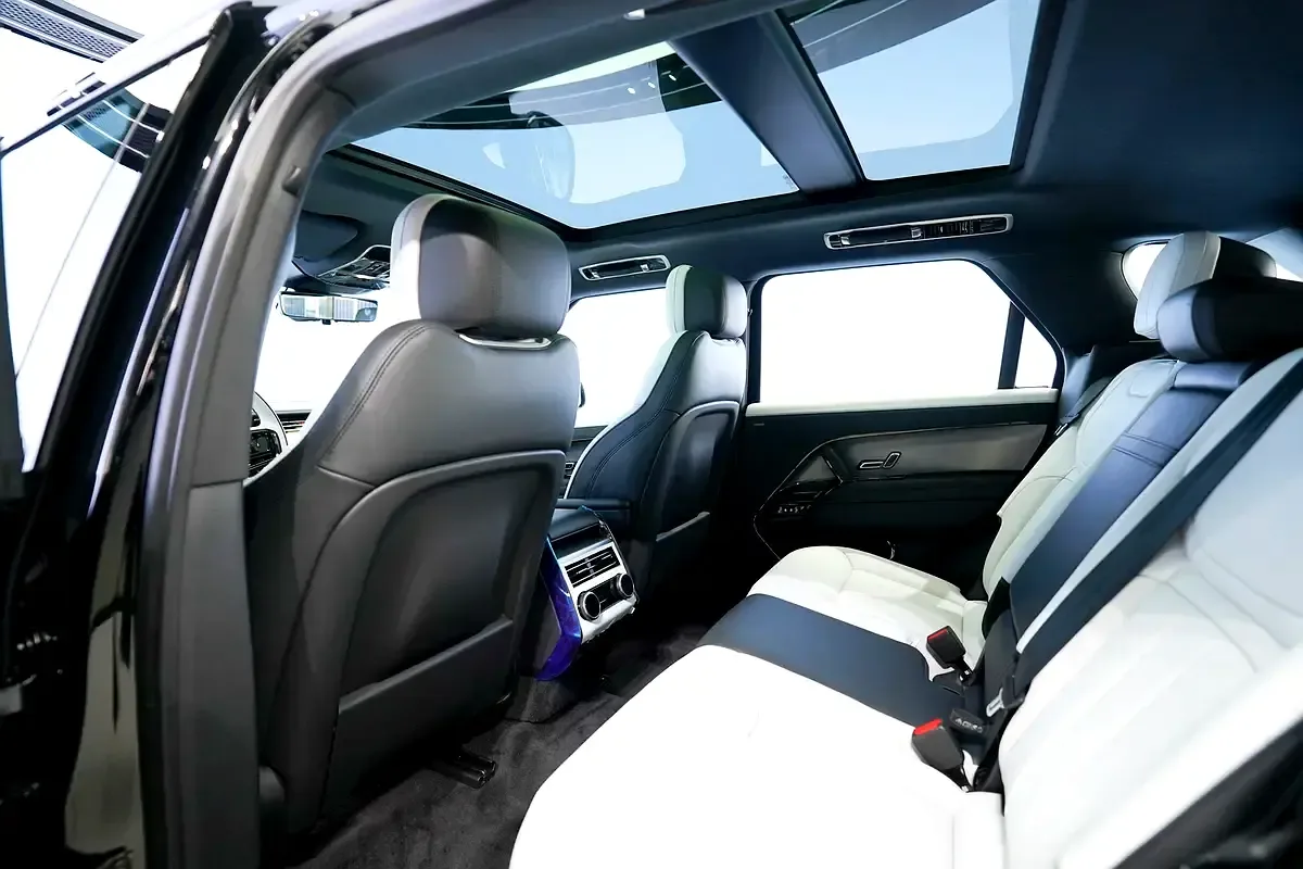 Land Rover Range Rover Sport 3.0 AT 4WD (400 حصان) - 9