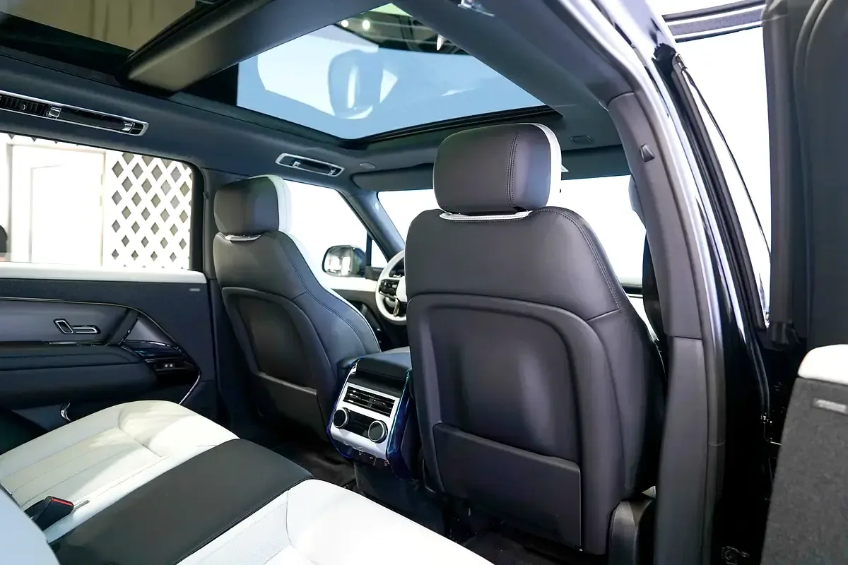 Land Rover Range Rover Sport 3.0 AT 4WD (400 حصان) - 15