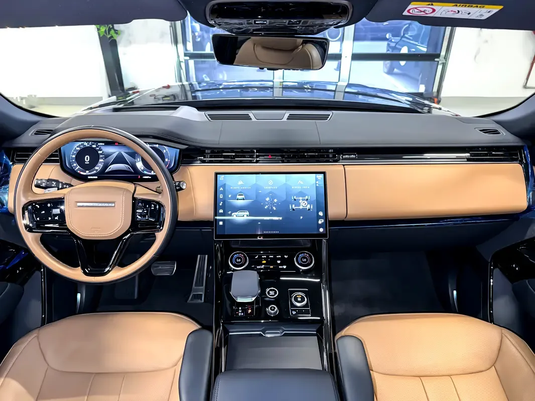 Land Rover Range Rover Sport 3.0 AT 4WD (400 حصان) - 8