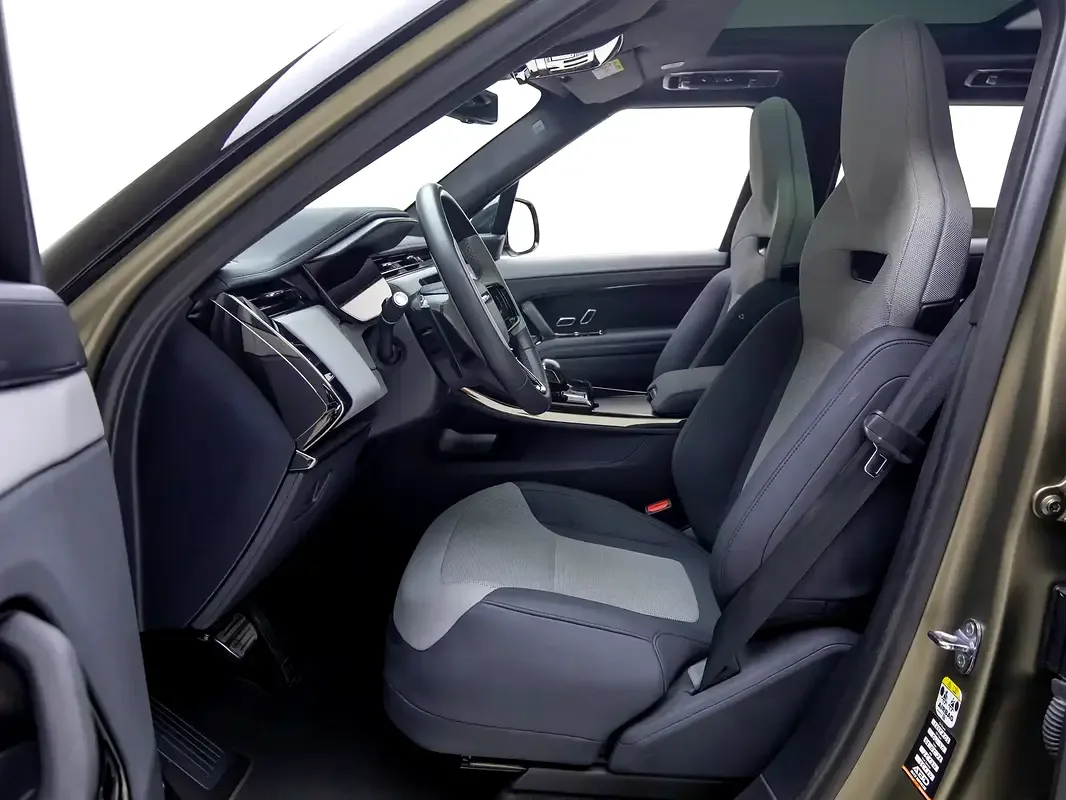 Land Rover Range Rover Sport 3.0 AT 4WD (400 حصان) - 9