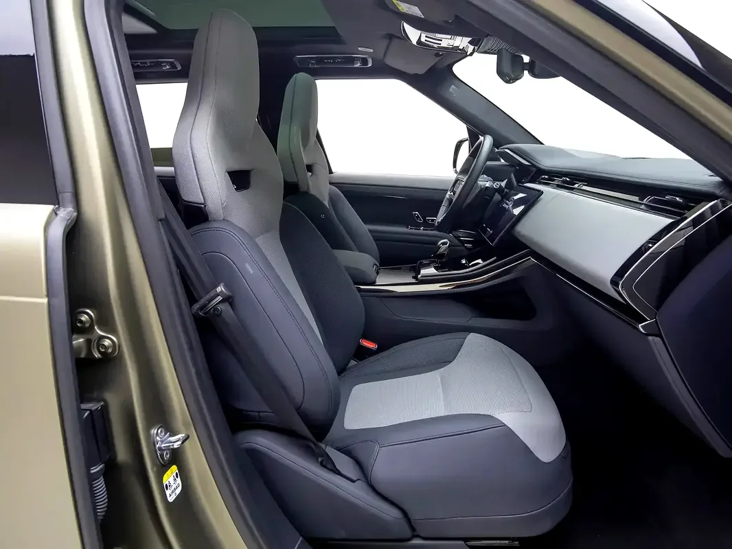 Land Rover Range Rover Sport 3.0 AT 4WD (400 حصان) - 11