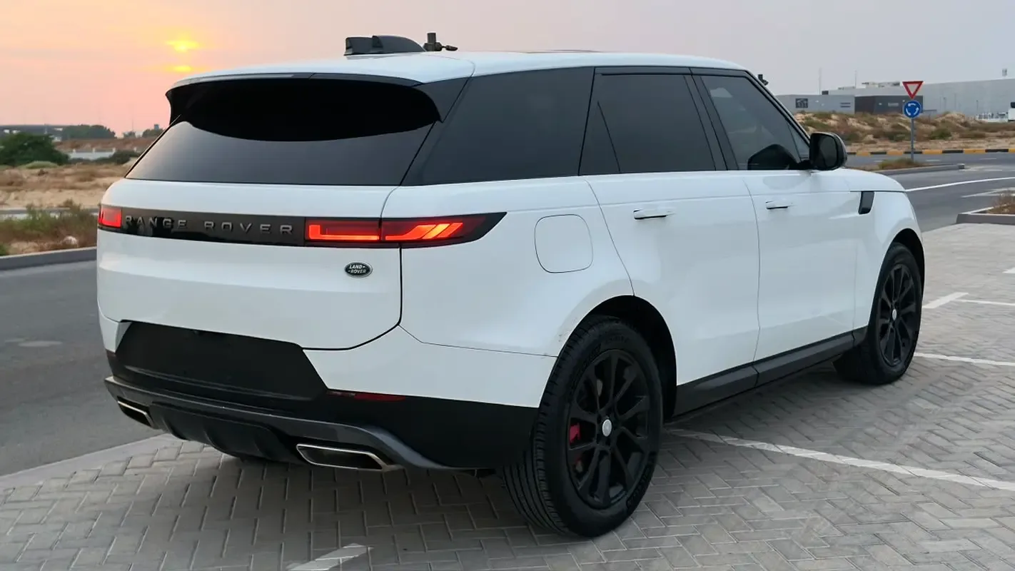 Land Rover Range Rover Sport 3.0 AT 4WD (400 حصان) - 2