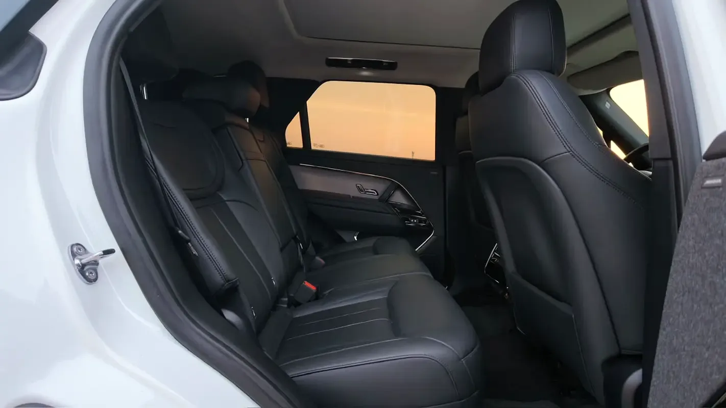 Land Rover Range Rover Sport 3.0 AT 4WD (400 حصان) - 10