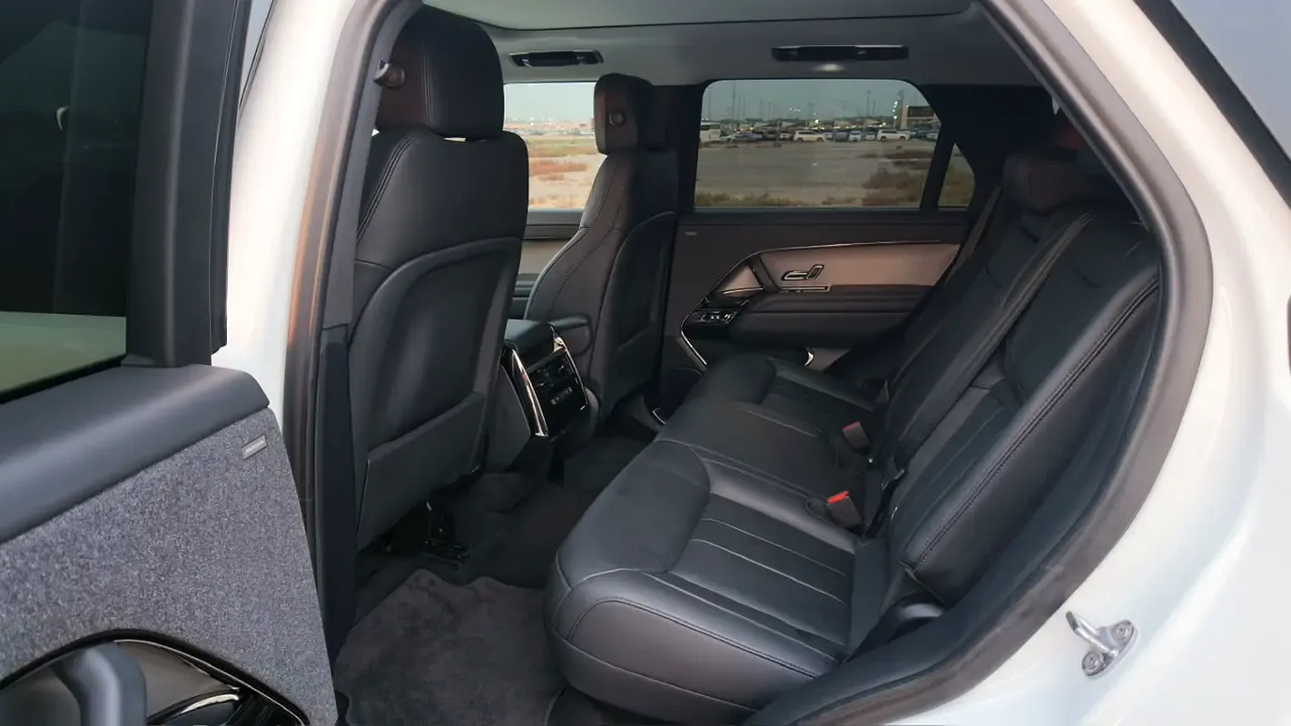 Land Rover Range Rover Sport 3.0 AT 4WD (400 حصان) - 8