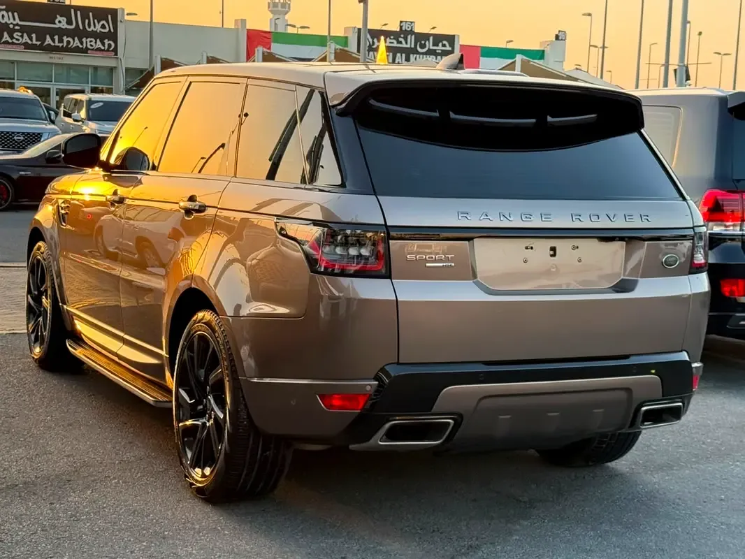 Land Rover Range Rover Sport 3.0 AT AWD (360 حصان) - 4