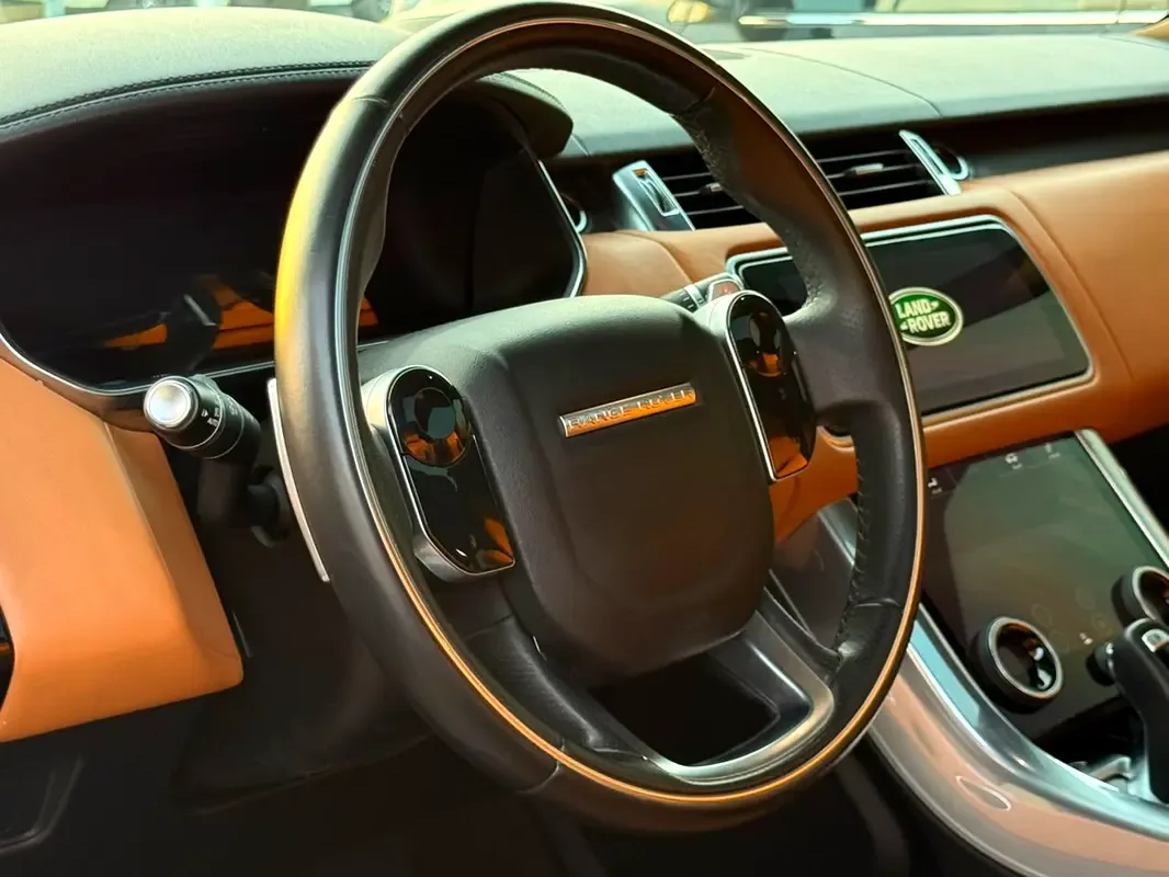 Land Rover Range Rover Sport 3.0 AT AWD (360 حصان) - 17
