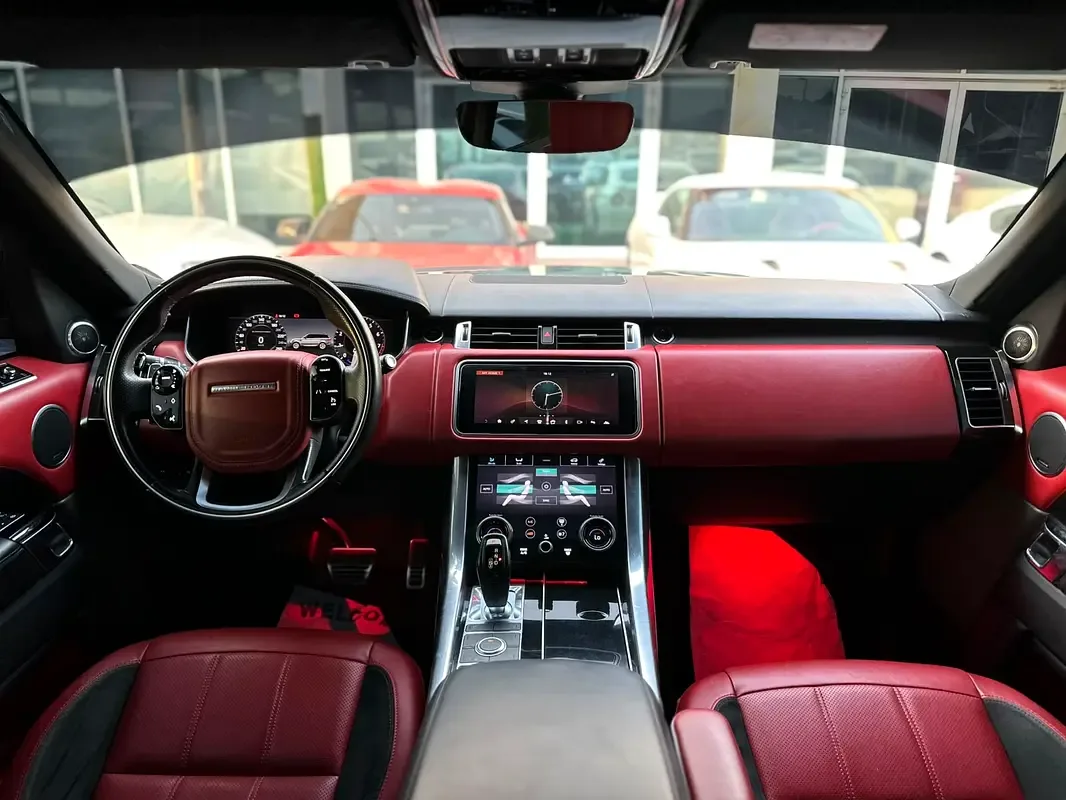 Land Rover Range Rover Sport 3.0 AT AWD (360 حصان) - 9