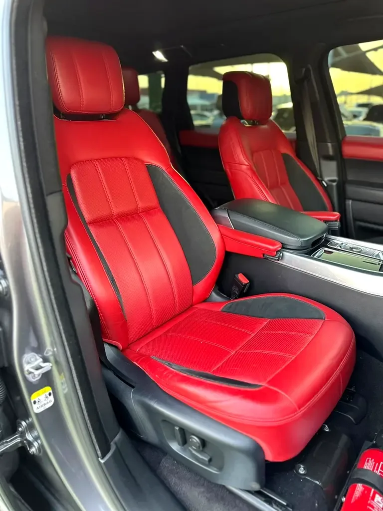 Land Rover Range Rover Sport 3.0 AT AWD (360 حصان) - 11