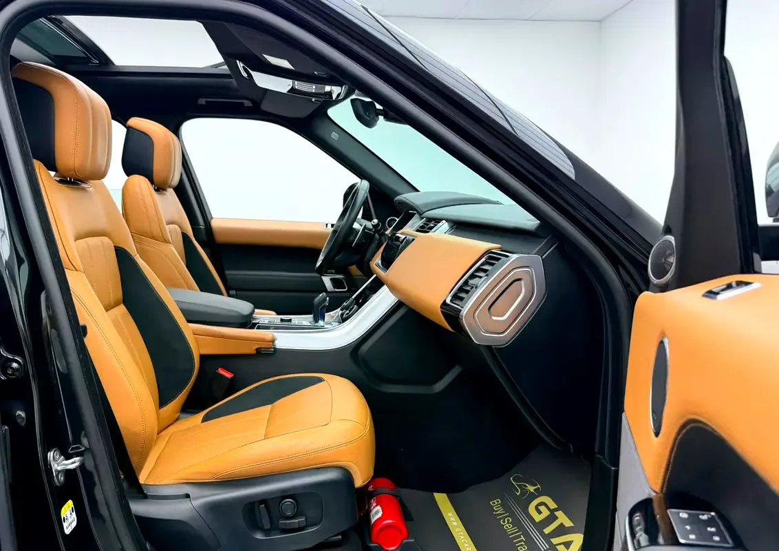 Land Rover Range Rover Sport 3.0 AT AWD (360 حصان) - 15