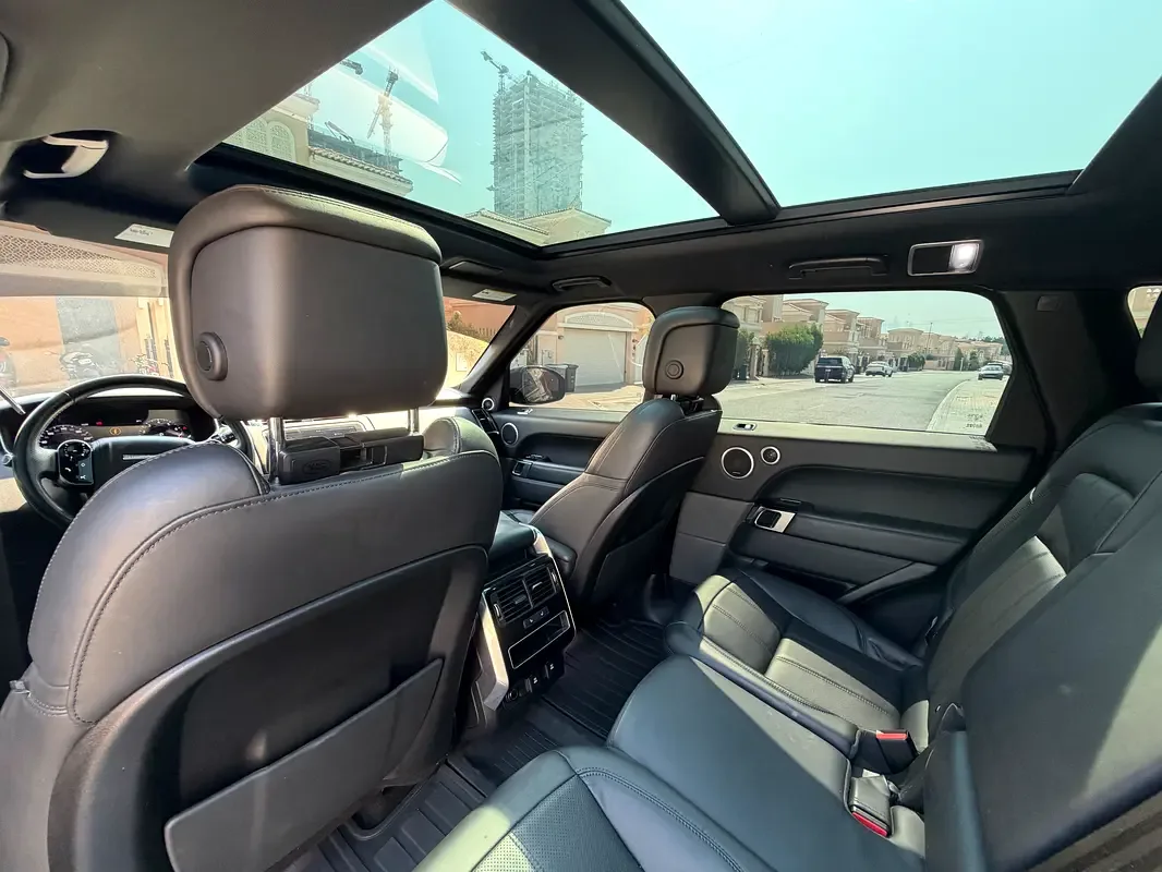Land Rover Range Rover Sport 3.0 AT AWD (360 hp) - 17