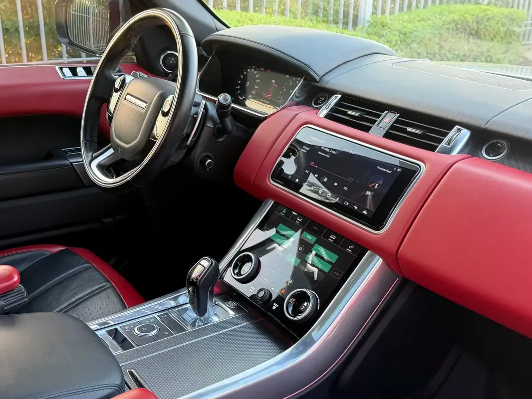 Land Rover Range Rover Sport 3.0 AT AWD (360 حصان) - 15