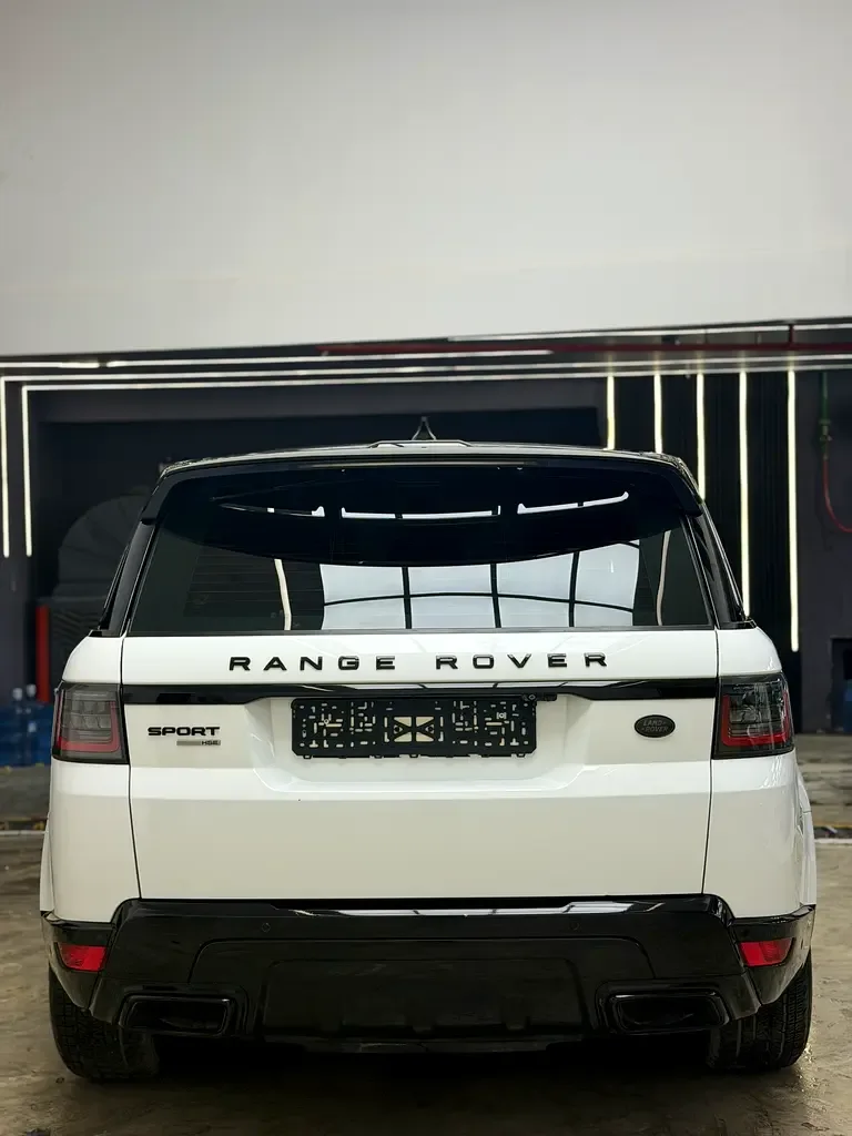Land Rover Range Rover Sport 3.0 AT AWD (360 حصان) - 8