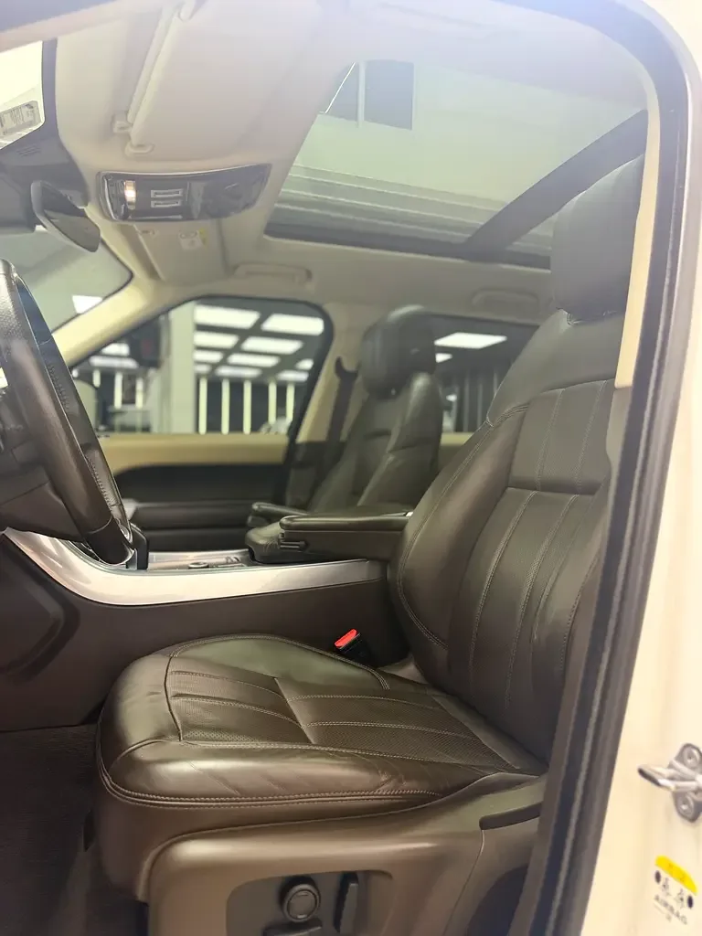 Land Rover Range Rover Sport 3.0 AT AWD (360 حصان) - 17
