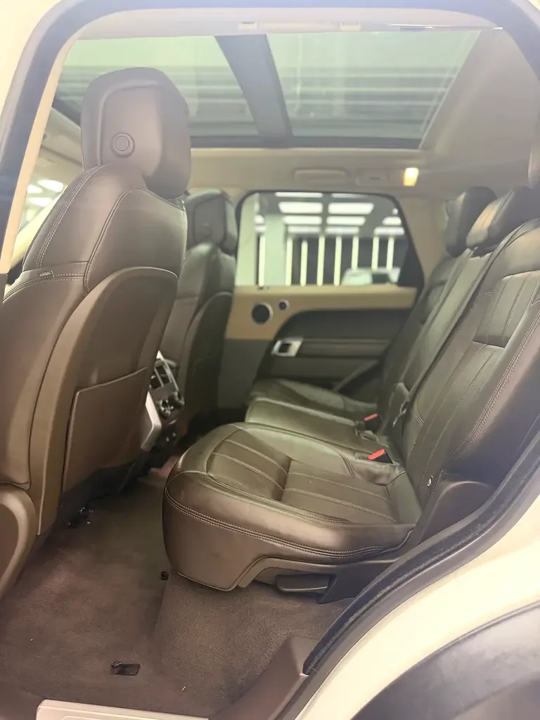 Land Rover Range Rover Sport 3.0 AT AWD (360 حصان) - 18