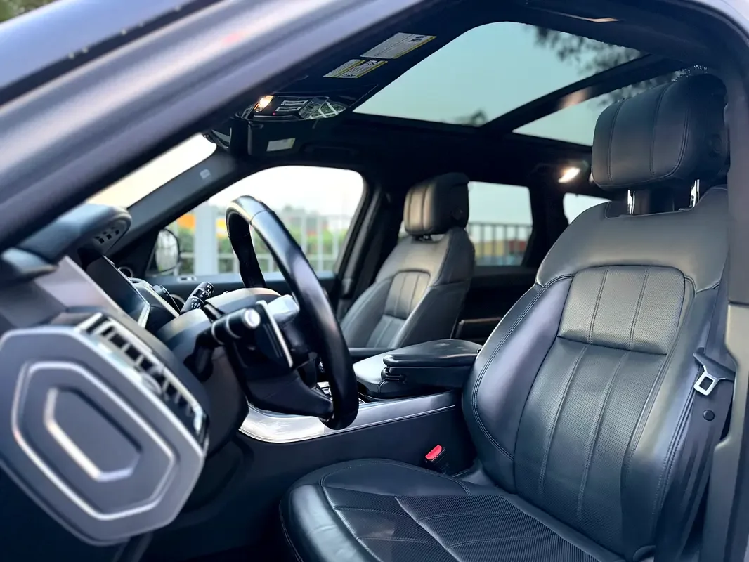 Land Rover Range Rover Sport 3.0 AT AWD (360 hp) - 9