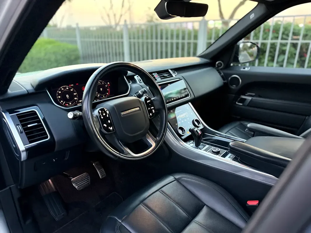 Land Rover Range Rover Sport 3.0 AT AWD (360 hp) - 10