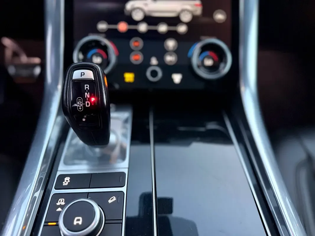 Land Rover Range Rover Sport 3.0 AT AWD (360 hp) - 13