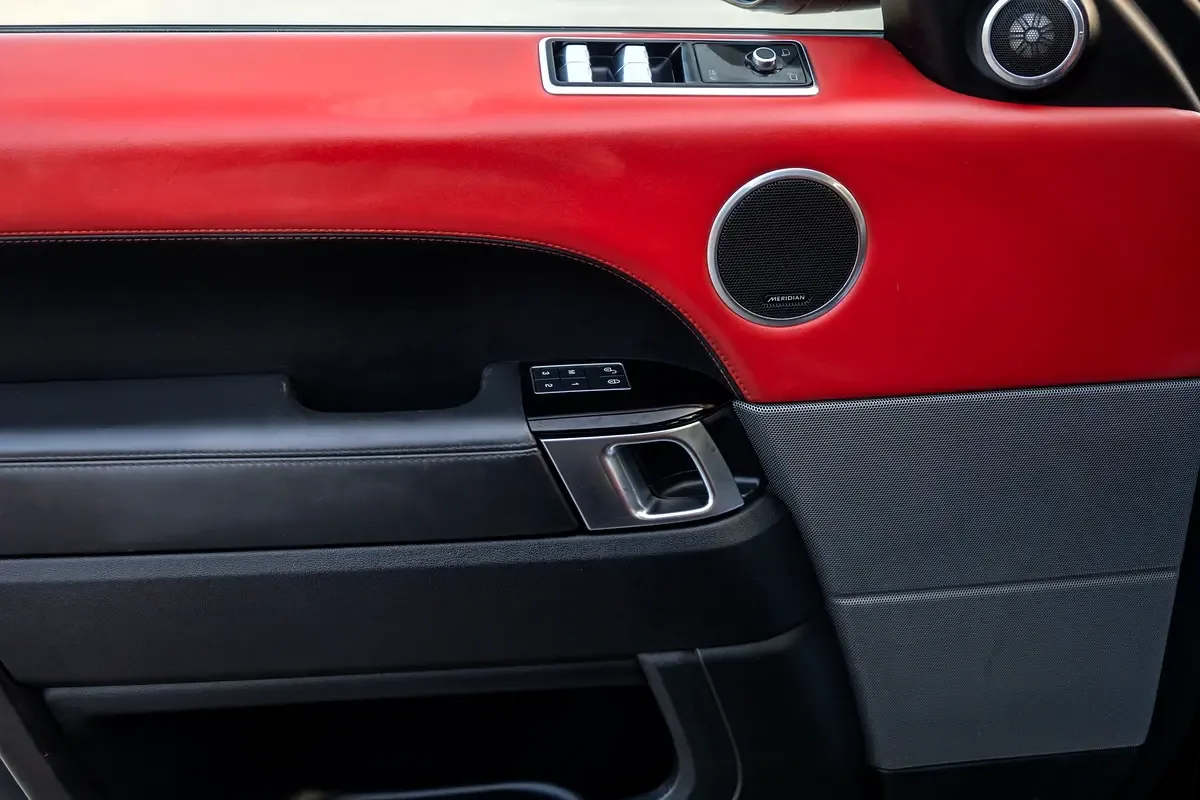 Land Rover Range Rover Sport 3.0 AT AWD (360 hp) - 10