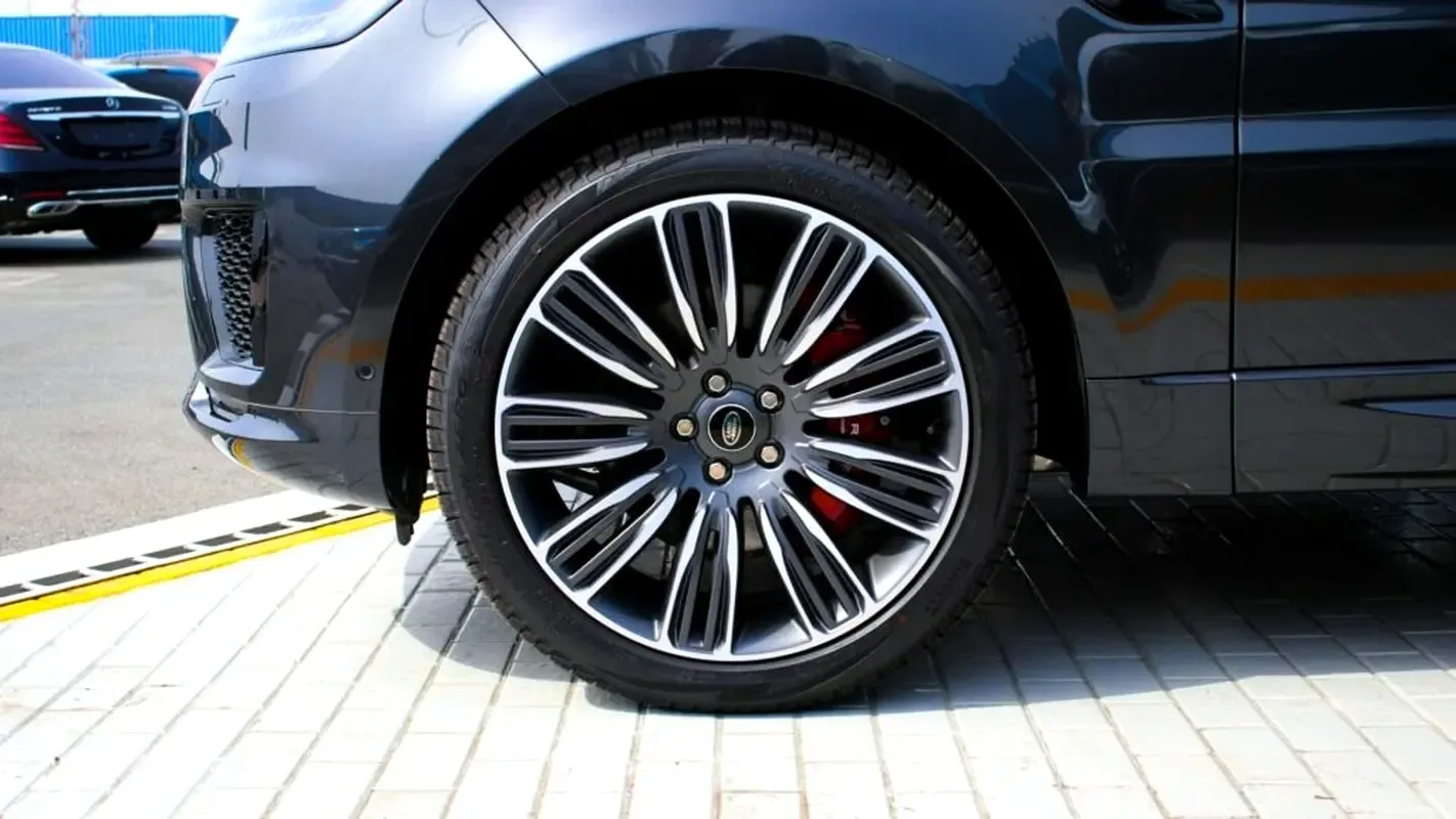 Land Rover Range Rover Sport 3.0 AT AWD (400 حصان) - 3