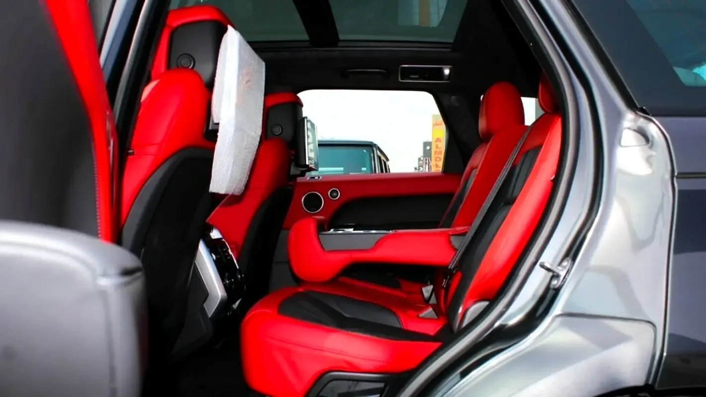Land Rover Range Rover Sport 3.0 AT AWD (400 حصان) - 6