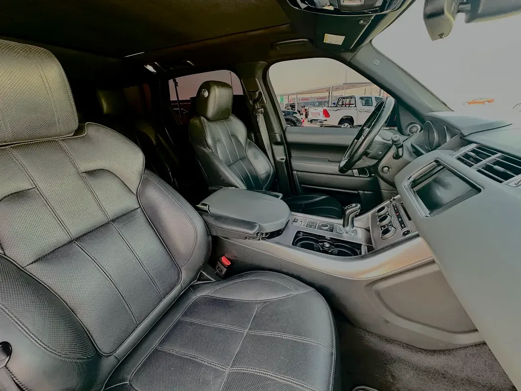 Land Rover Range Rover Sport 3.0 SDV6 Hybrid AT AWD (340 hp) - 9