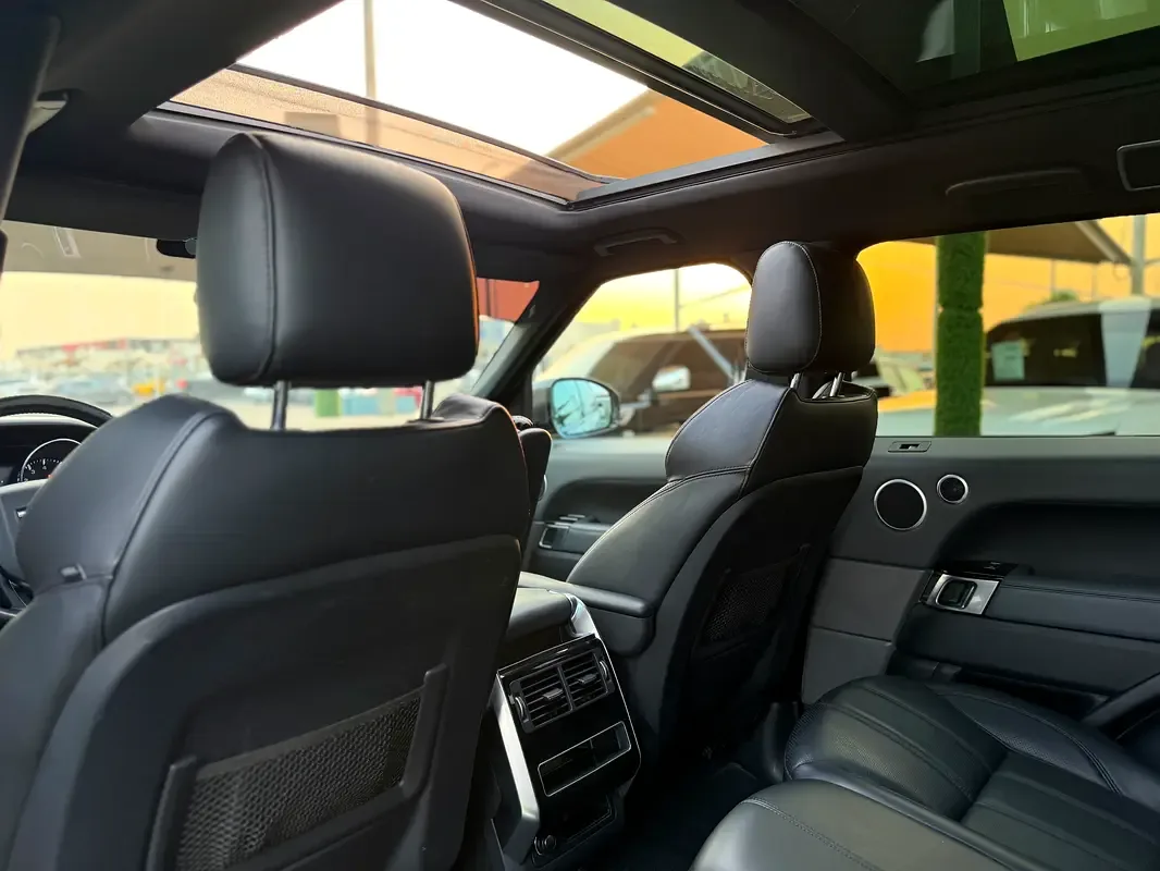 Land Rover Range Rover Sport 3.0 SDV6 Hybrid AT AWD (340 hp) - 9